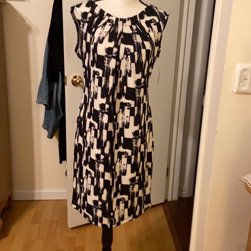 Women’s Black White New w/ tags Dress Size 12